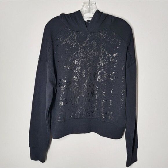 Socialite Tops - 𝅺NWOT Socialite Black Hoodie Sweatshirt Snake Print Pullover Long Sleeve Soft S